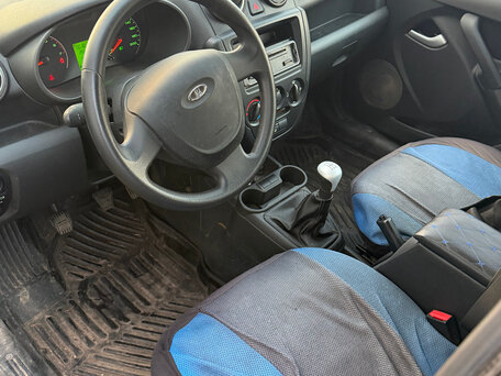2015 Lada (ВАЗ) Granta I, серебристый, 425000 рублей, вид 4