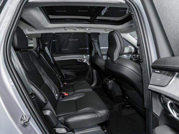 2026 Volvo XC90 B5 II Рестайлинг 2, серебристый, 11980000 рублей - вид 16