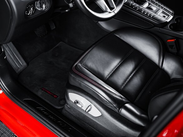 2020 Porsche Macan GTS I Рестайлинг, красный - вид 5