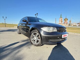 2008 BMW 1 серии 120i I (E81/E82/E87/E88) Рестайлинг, чёрный, 750000 рублей, вид 4