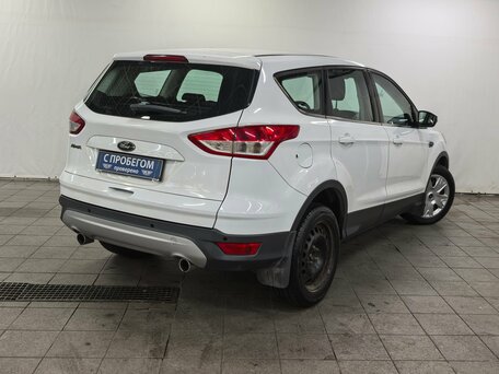 2015 Ford Kuga II, белый, 1650000 рублей, вид 4
