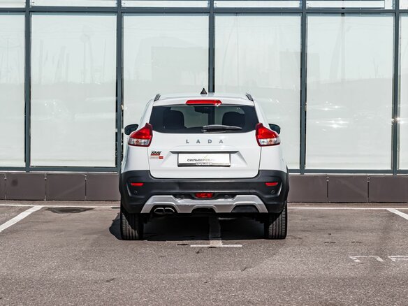 2019 Lada (ВАЗ) XRAY Cross I, белый, 710000 рублей - вид 3