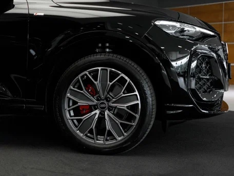 2026 Audi Q5 L III (GU), чёрный, 6499000 рублей, вид 5