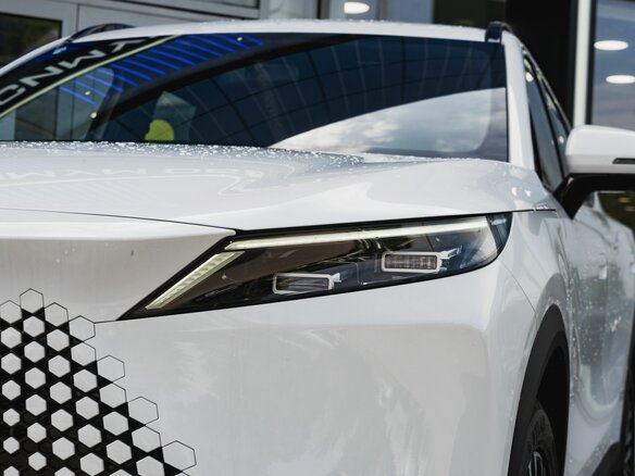 2025 Omoda C7, белый, 2909900 рублей - вид 6