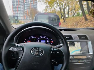 2009 Toyota Camry VI (XV40) Рестайлинг, серебристый, 1300000 рублей, вид 5