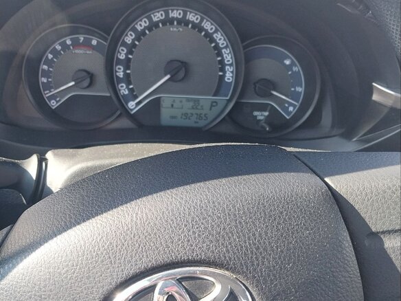 2013 Toyota Corolla XI (E160, E170, E180), чёрный, 955000 рублей - вид 12