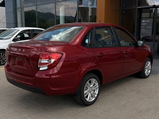 2026 Lada (ВАЗ) Granta I Рестайлинг, красный, 1240000 рублей, вид 5