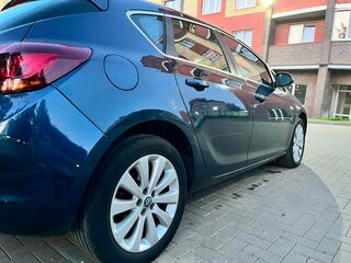 2010 Opel Astra J, синий, 750000 рублей, вид 3