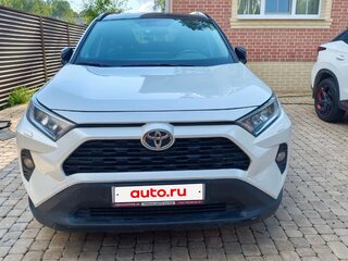 2020 Toyota RAV4 V (XA50), белый, 3400000 рублей, вид 1