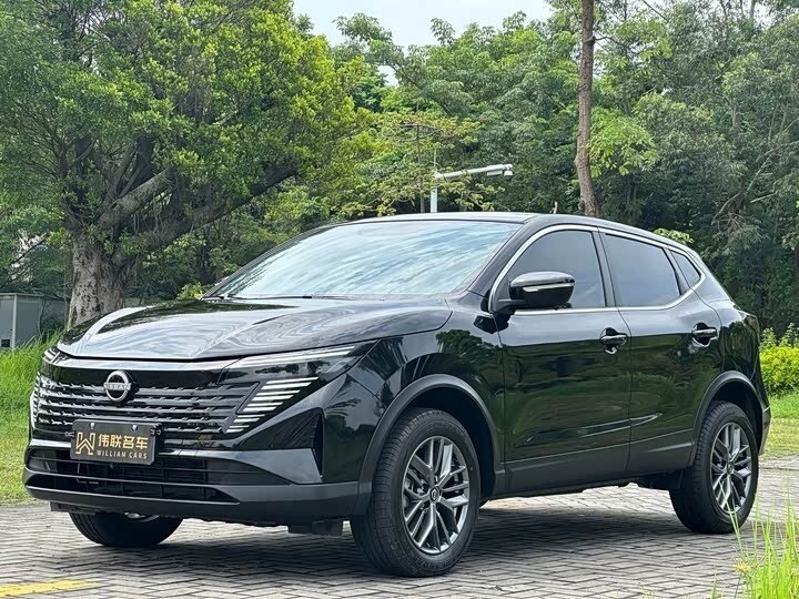 Открыть фотографии: Nissan Qashqai II Рестайлинг 2