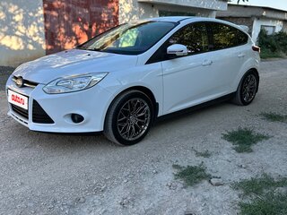 2012 Ford Focus III, белый, 930000 рублей, вид 4