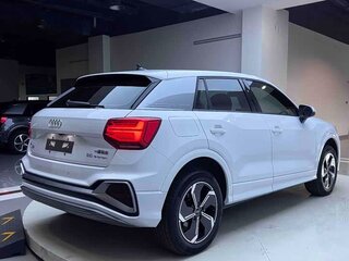 2022 Audi Q2 L e-tron I Рестайлинг, белый, 2680000 рублей, вид 2