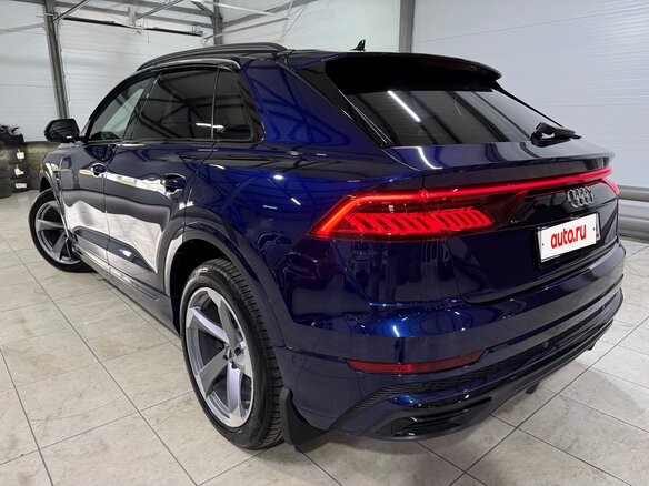 2019 Audi Q8 45 TDI I (4M), синий, 6290000 рублей - вид 5