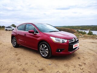 2013 Citroen DS4, красный, 1000000 рублей, вид 1