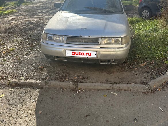 2002 Lada (ВАЗ) 2110, серебристый
