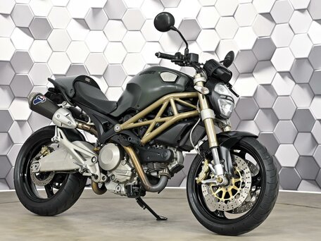 2013 Ducati Monster 696, зелёный, 427000 рублей, вид 1