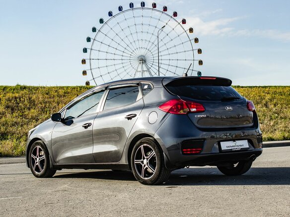 2016 Kia Ceed II Рестайлинг, серый, 1030000 рублей - вид 5