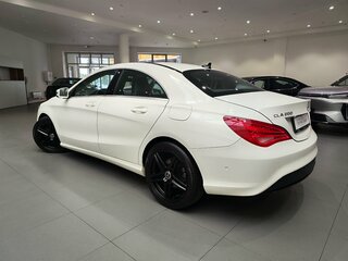 2013 Mercedes-Benz CLA 200 I (C117, X117), белый, 1330000 рублей, вид 4