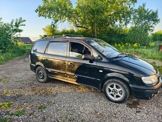 2005 Hyundai Trajet I Рестайлинг, чёрный, 450000 рублей, вид 2