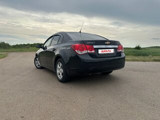 2012 Chevrolet Cruze I Рестайлинг, чёрный, 750000 рублей, вид 3