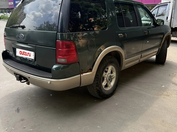 2002 Ford Explorer III, зелёный - вид 8