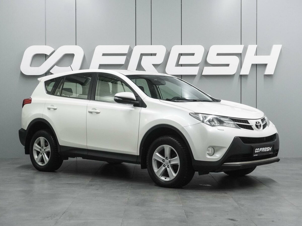 Открыть фотографии: Toyota RAV4 IV (XA40)