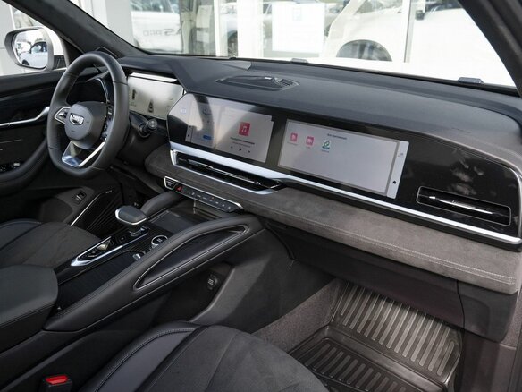 2026 Geely Monjaro I Рестайлинг, белый - вид 14