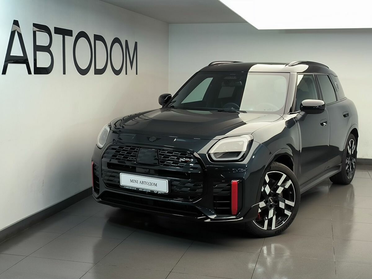 Открыть фотографии: Mini Countryman III