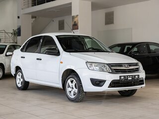 2015 Lada (ВАЗ) Granta I, белый, 450000 рублей, вид 1