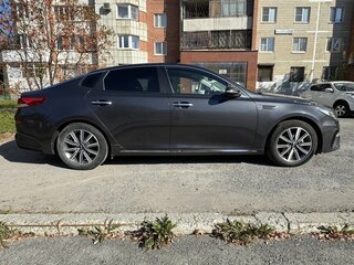 2018 Kia K5 II, серый, 1950000 рублей, вид 3