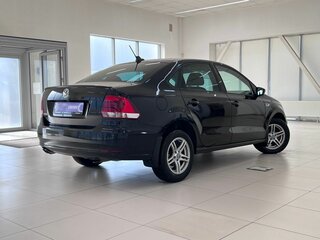 2019 Volkswagen Polo V Рестайлинг, чёрный, 1580000 рублей, вид 2
