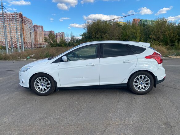 2013 Ford Focus III, белый, 520000 рублей - вид 8