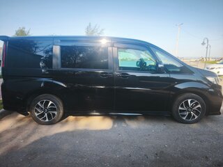 2020 Honda Stepwgn Spada V Рестайлинг, чёрный, 2850000 рублей, вид 3