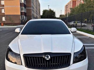 2012 Skoda Octavia II (A5) Рестайлинг, белый, 985000 рублей, вид 4