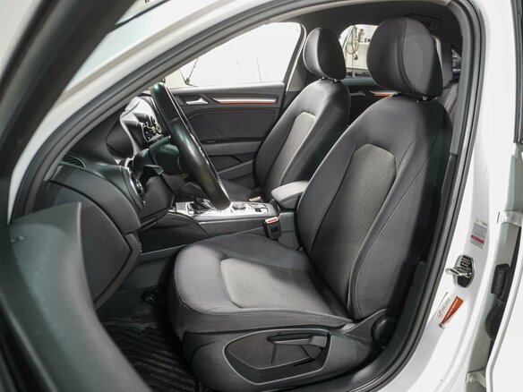 2016 Audi A3 III (8V) Рестайлинг, белый - вид 9