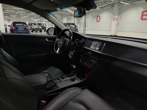 2018 Kia Optima IV Рестайлинг, синий, 1720000 рублей - вид 10