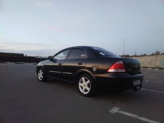 2010 Nissan Almera Classic I, чёрный, 410000 рублей, вид 4