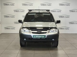 2016 Chevrolet Niva I Рестайлинг, серебристый, 720000 рублей, вид 3