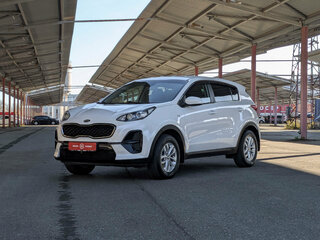 2019 Kia Sportage IV Рестайлинг, белый, 1699500 рублей, вид 4
