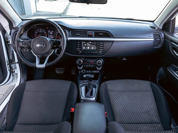 2018 Kia Rio X-Line IV, белый, 1495000 рублей - вид 15