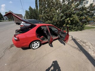 1999 Kia Shuma I, красный, 150000 рублей, вид 4