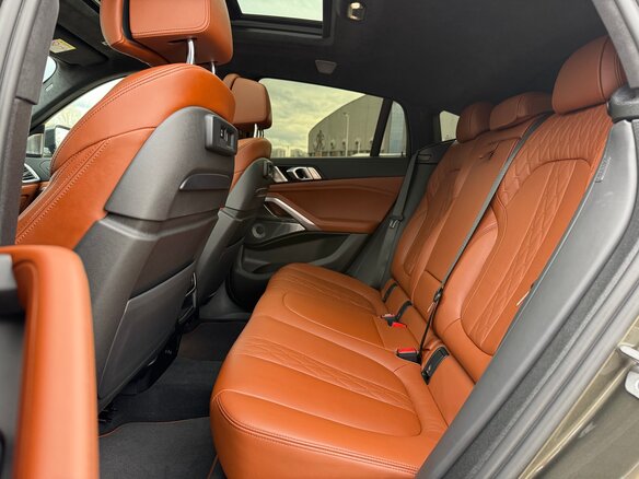 2021 BMW X6 30d III (G06), зелёный, 7990000 рублей - вид 13