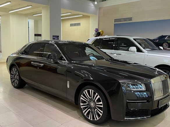 2021 Rolls-Royce Ghost II (Series I), серый, 31000000 рублей - вид 4