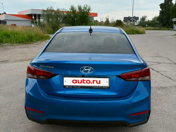 2017 Hyundai Solaris II, синий, 1280000 рублей - вид 4