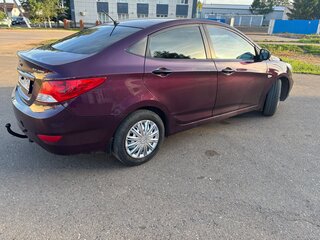 2013 Hyundai Solaris I, фиолетовый, 623000 рублей, вид 3