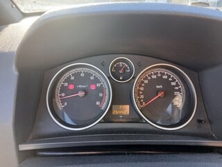 2008 Opel Zafira B Рестайлинг, бежевый, 370000 рублей, вид 5