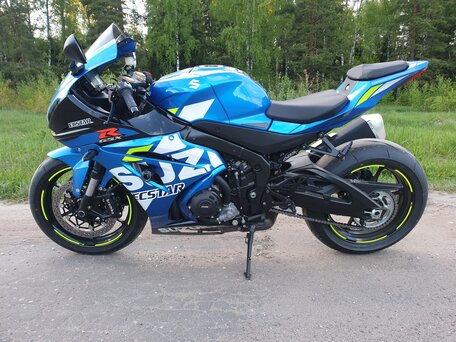 2020 Suzuki GSX-R 1000, синий, 2000000 рублей, вид 2