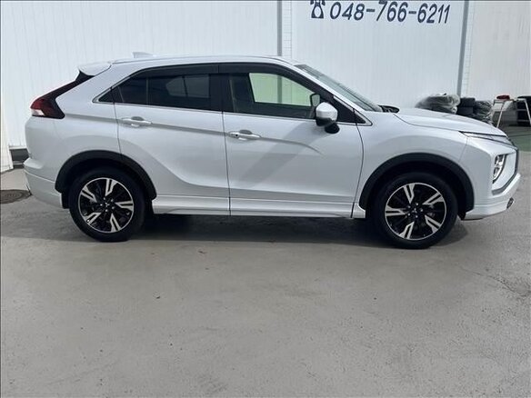 2023 Mitsubishi Eclipse Cross I Рестайлинг, белый, 1947333 рублей - вид 3