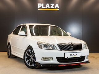 2011 Skoda Octavia DSG7 II (A5) Рестайлинг, белый, 850000 рублей, вид 2