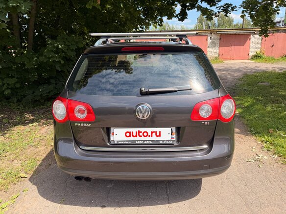 2010 Volkswagen Passat B6, коричневый - вид 5